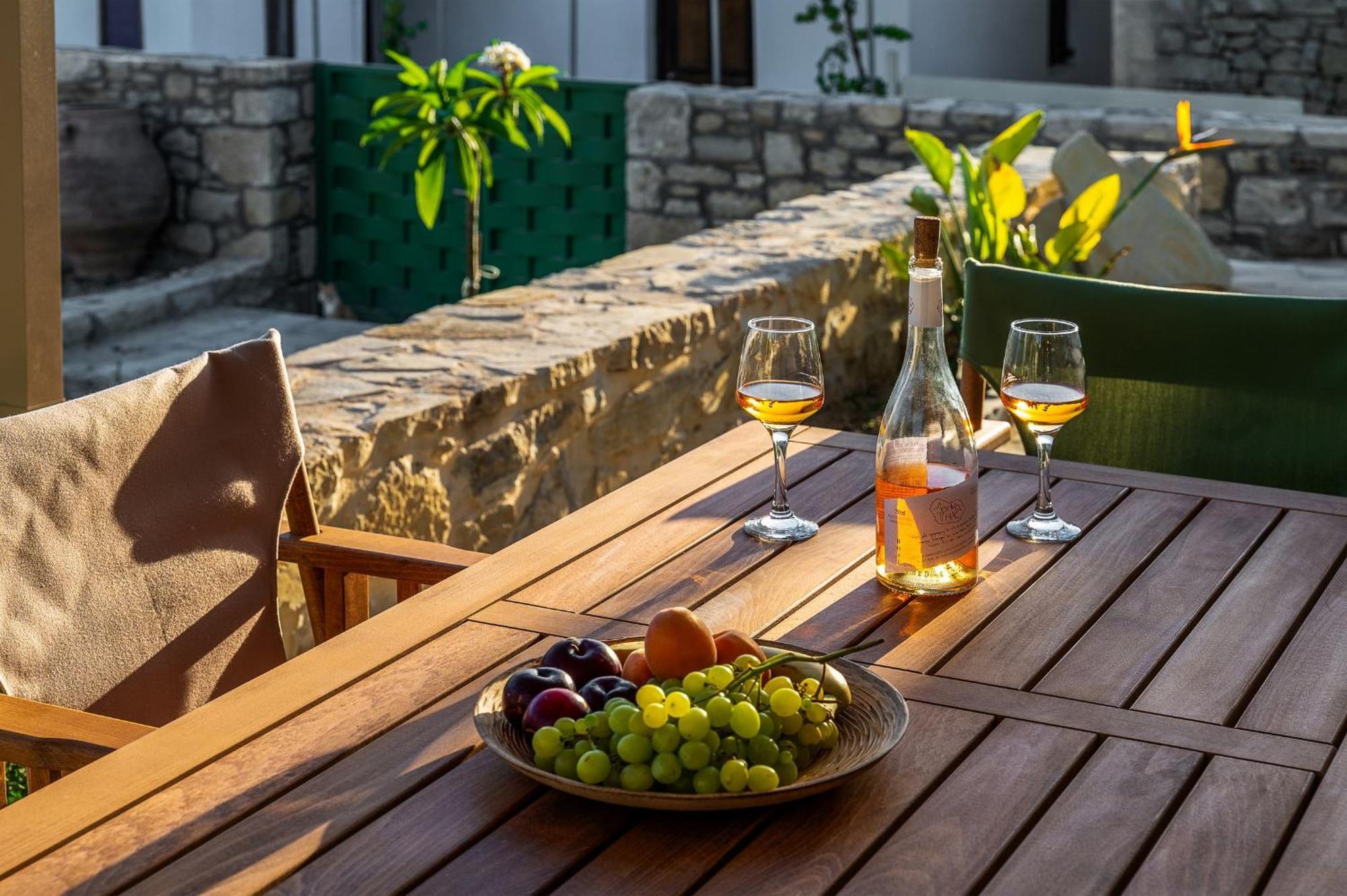 Papadia Luxury Apartments Пицидия Экстерьер фото